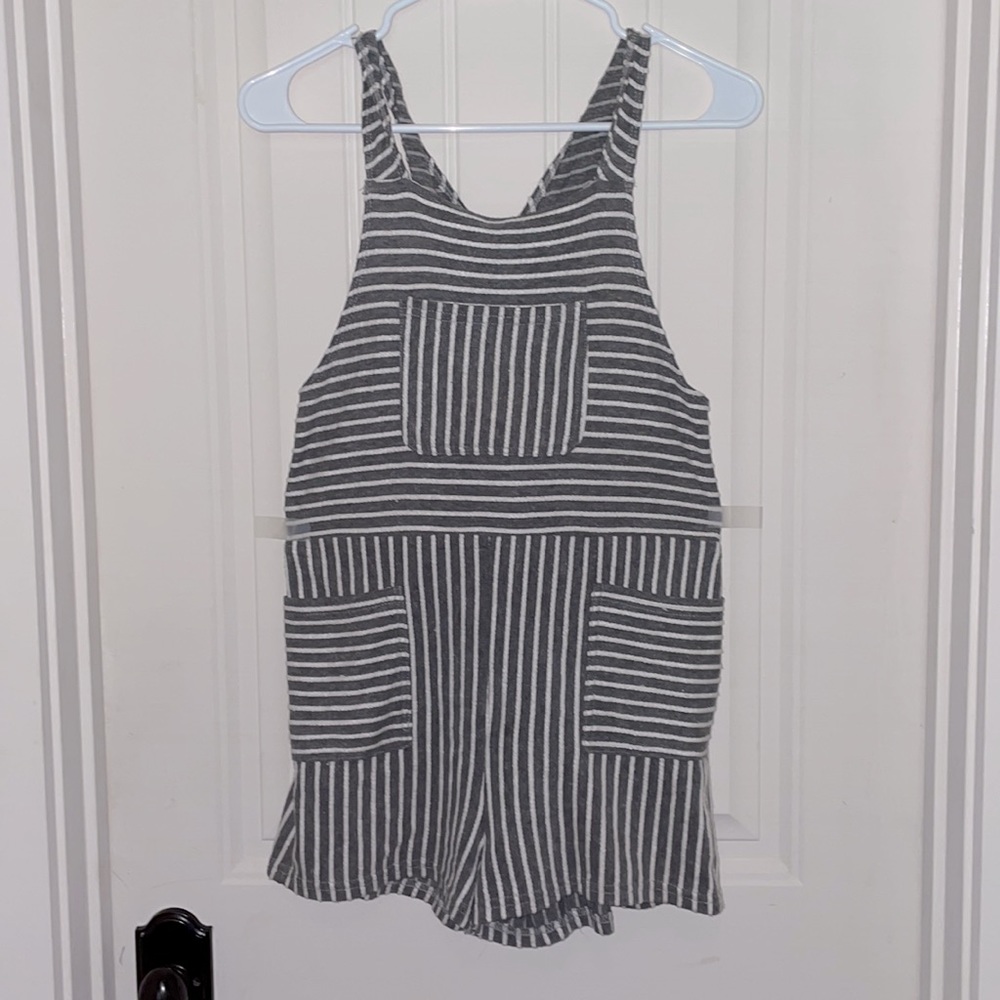 for all seasons by paper crane gray and white striped romper kids size XL